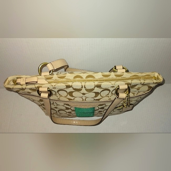 ☆Brand New☆Beautiful COACH Signature Stripe 12CM Emerald Zip Top Tote☆ - Picture 9 of 16